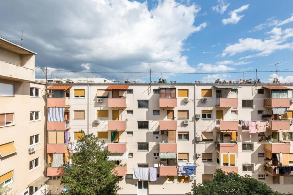 Banana Split Youth Apartment Exterior foto